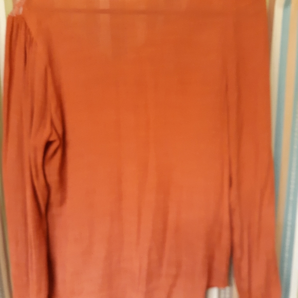 Maurice's Top - Picture 3 of 4